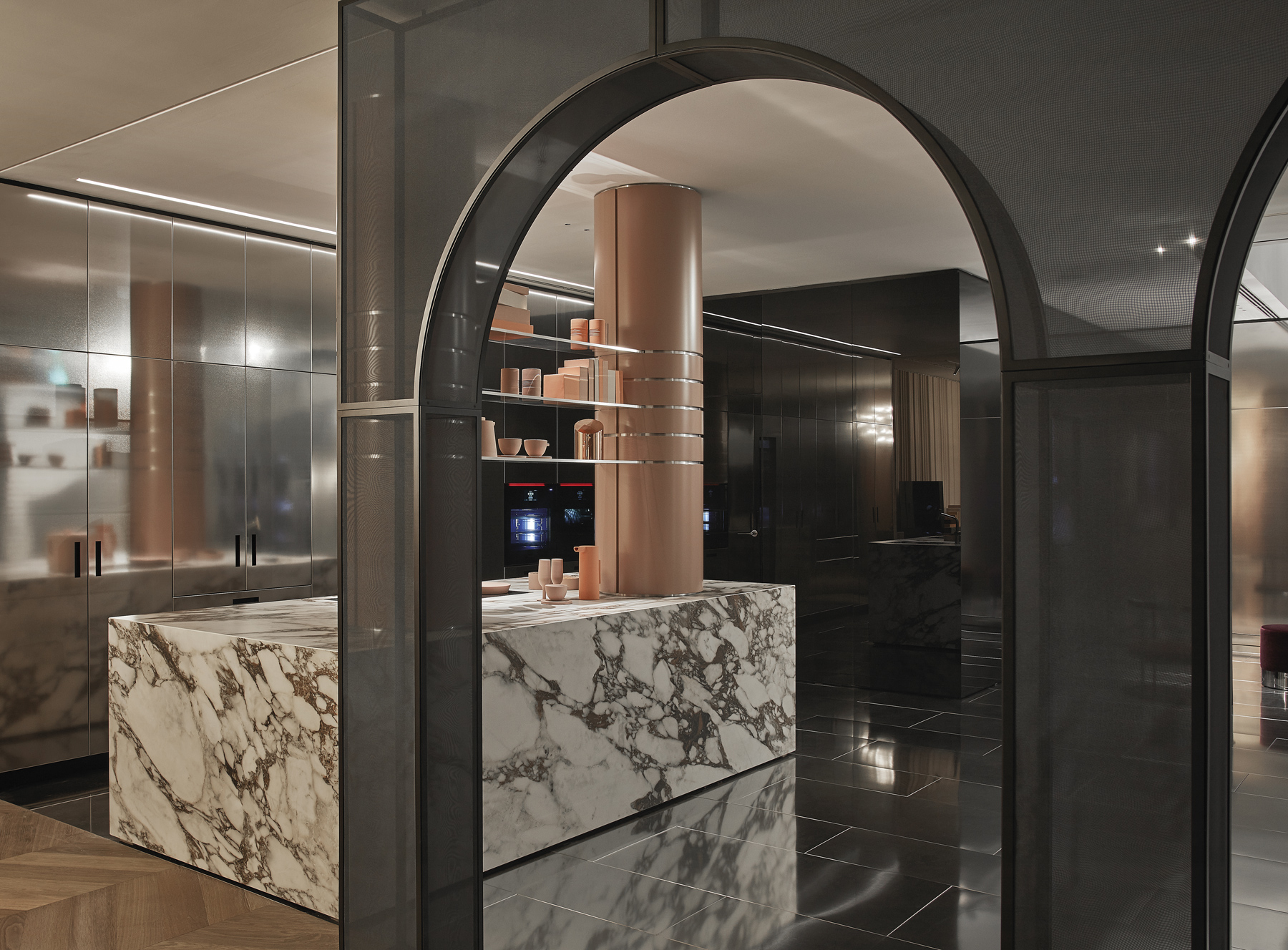 BATTAGLIA PROTAGONISTA PER SIGNATURE KITCHEN SUITE 4