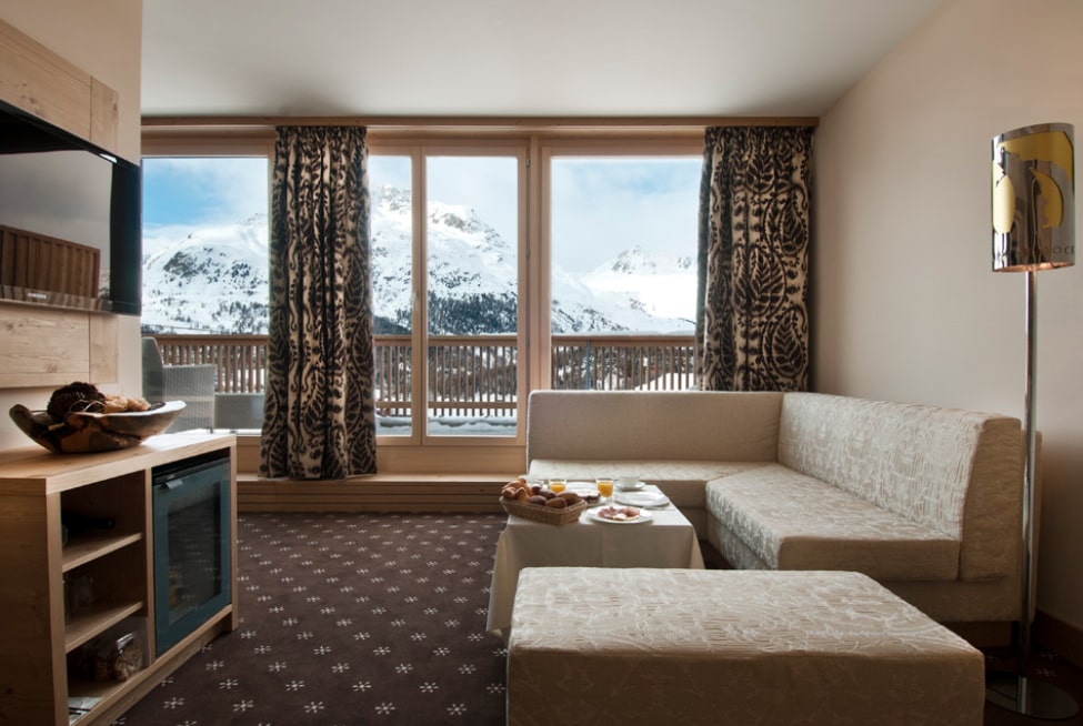nira alpina hotel 5